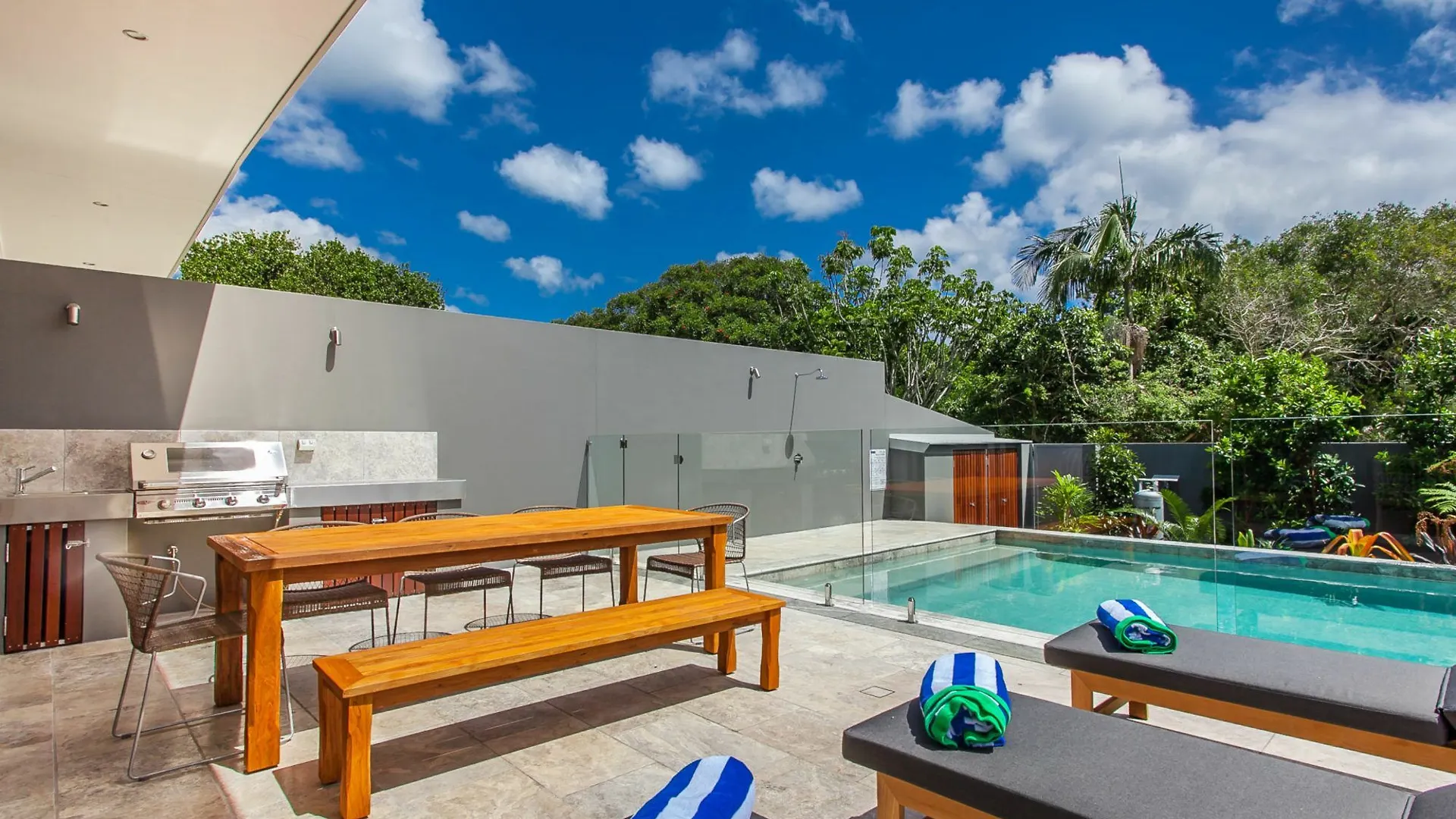 Stonecutters 2 - Family Home In The Heart Of Byron Byron Bay Australia