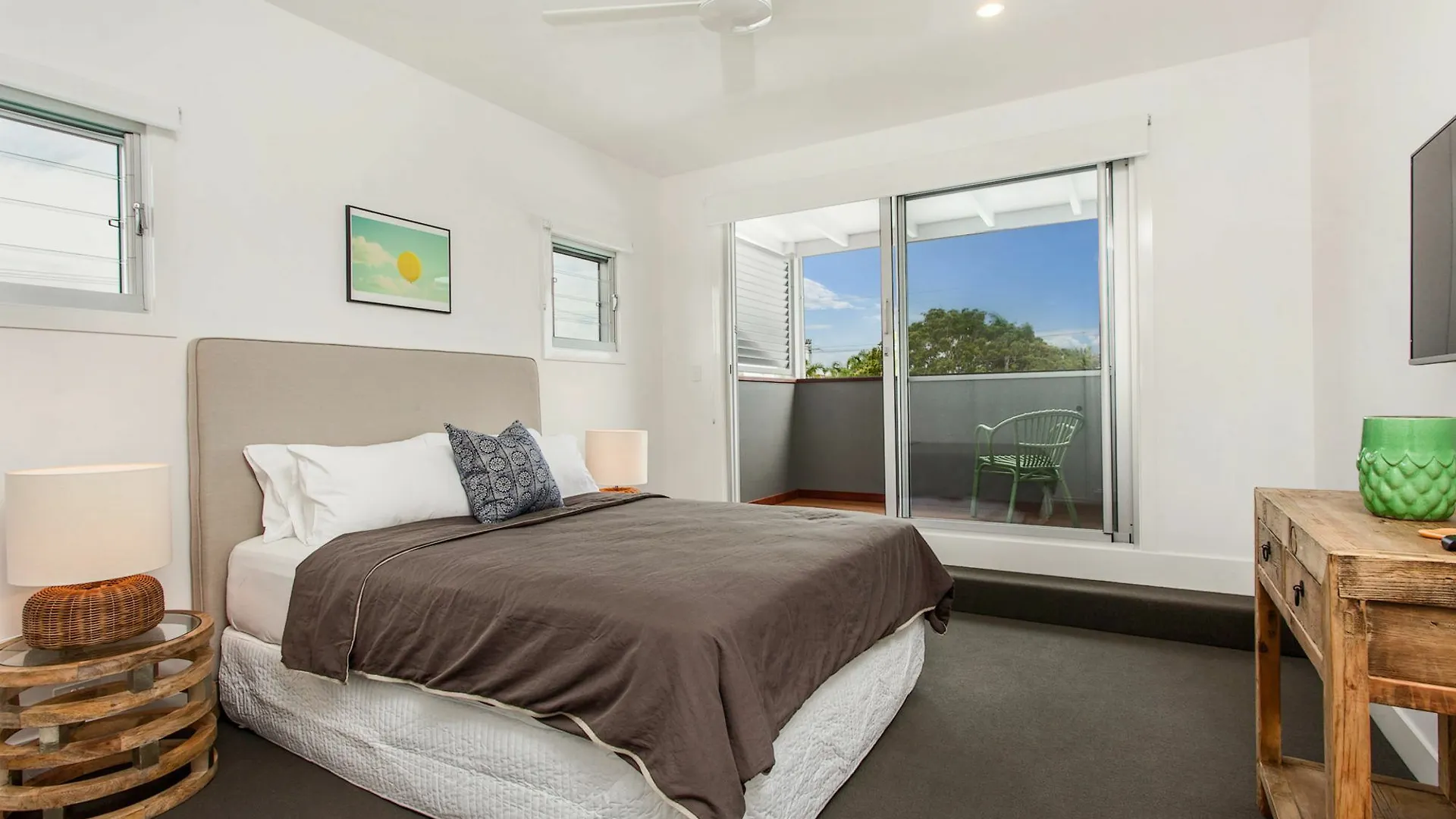 Stonecutters 2 - Family Home In The Heart Of Byron Byron Bay 0*,  Australia